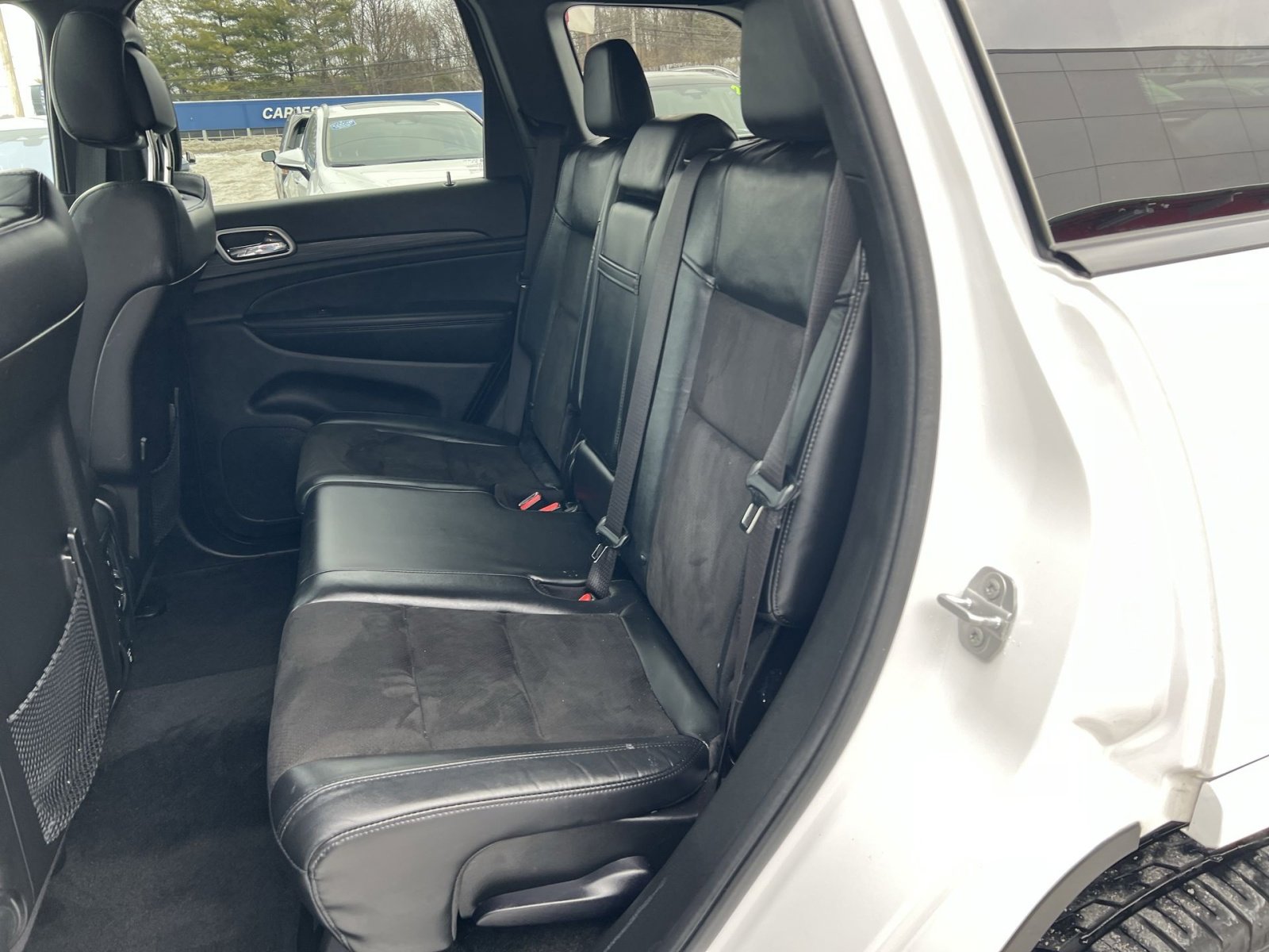 Used 2022 Jeep Grand Cherokee Laredo X image 25