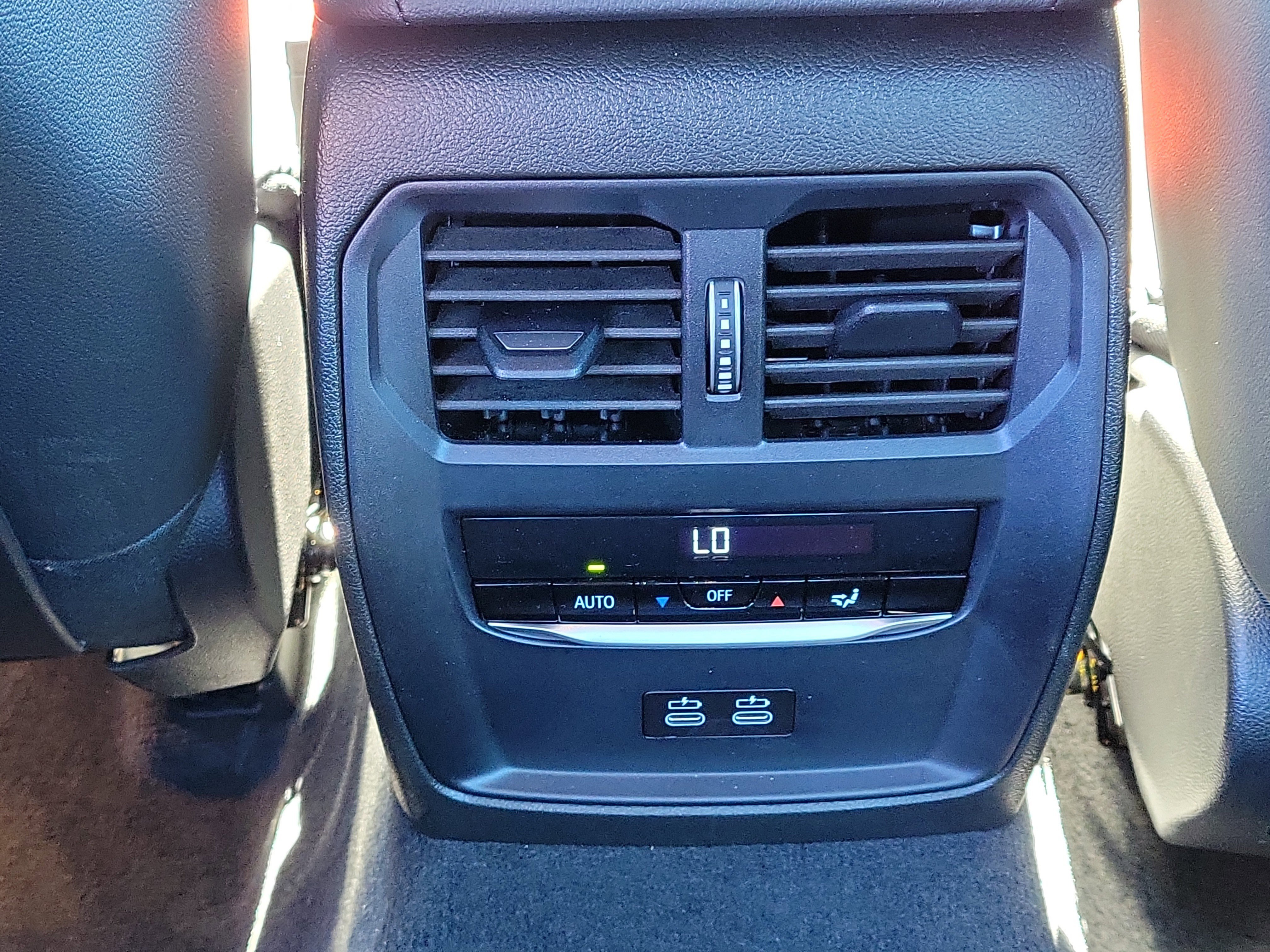 Used 2024 BMW 330i xDrive 330i xDrive image 12