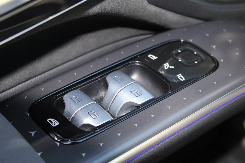 Certified 2022 Mercedes-Benz EQS 450+ Sedan image 10