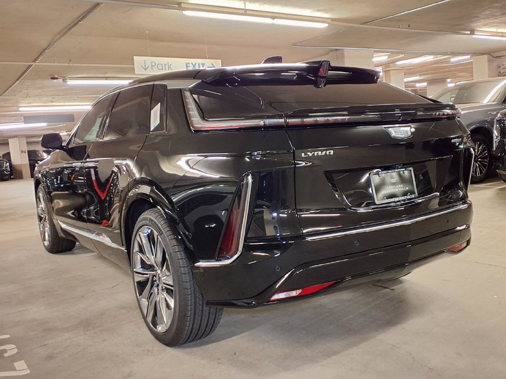 New 2026 Cadillac Lyriq Signature Luxury w/ Nappa Leather Package RWD image 10