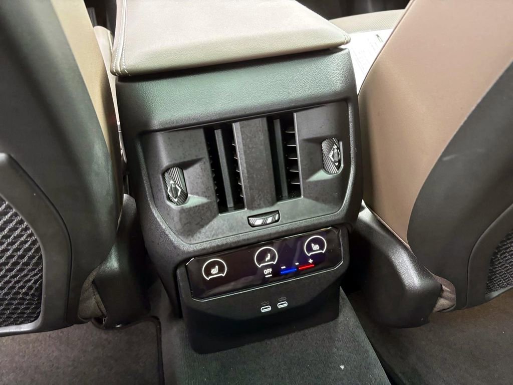 Used 2025 BMW X3 xDrive30i w/ Convenience Package image 31