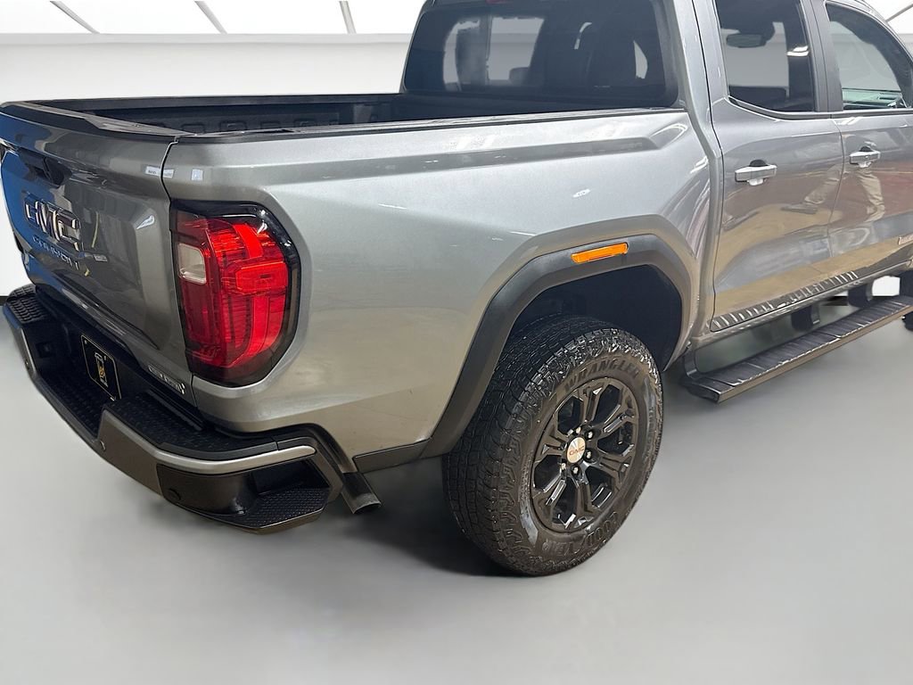 Used 2024 GMC Canyon Elevation w/ Elevation Premium Package image 5