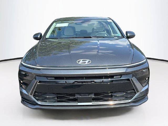 New 2026 Hyundai Sonata SEL FWD image 2