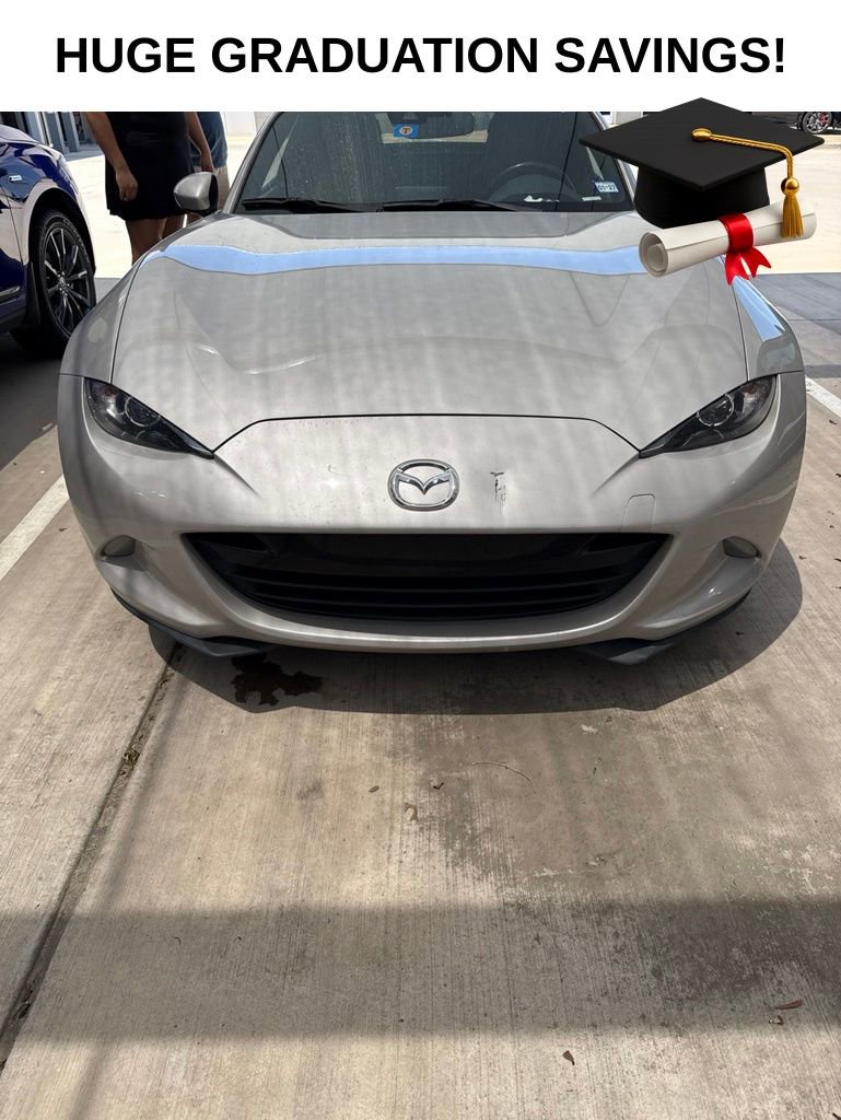 Used 2022 MAZDA MX-5 Miata RF Grand Touring RWD image 3