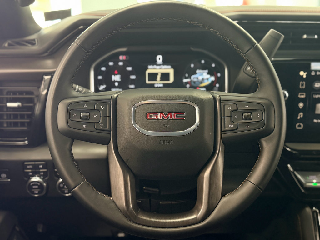 Used 2025 GMC Sierra 2500 AT4 image 19