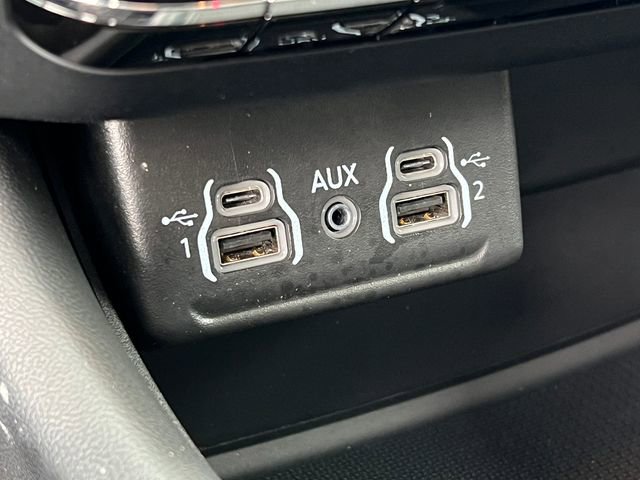 Used 2022 Dodge Durango SXT image 24