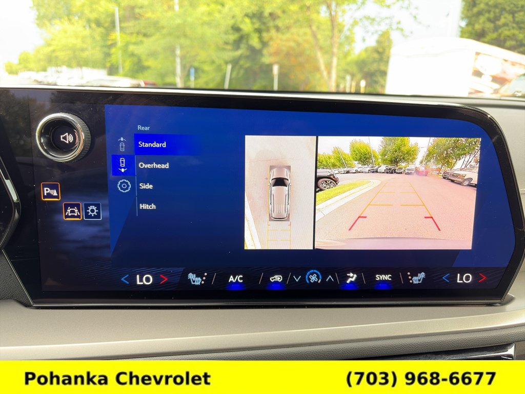 Certified 2025 Chevrolet Traverse LT w/ Driver Confidence Package AWD/4WD image 15