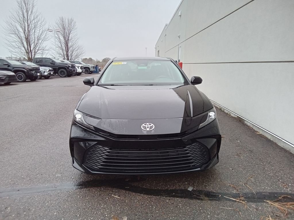 Certified 2025 Toyota Camry LE image 4