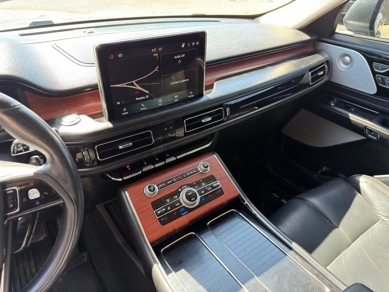 Used 2021 Lincoln Aviator Reserve w/ Equipment Group 210A AWD/4WD image 21
