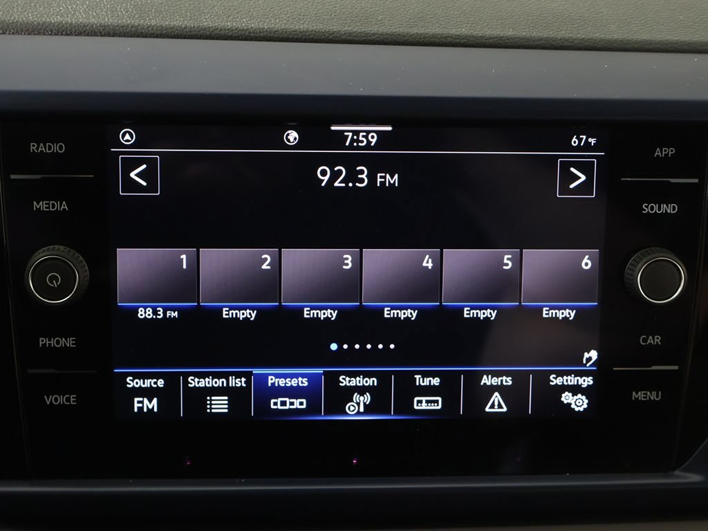 Used 2023 Volkswagen Taos SE FWD image 41