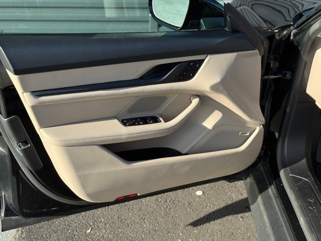 New 2024 Porsche Taycan image 13