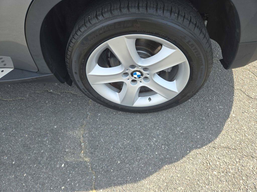 Used 2009 BMW X5 xDrive35d w/ Sport Pkg AWD/4WD image 7