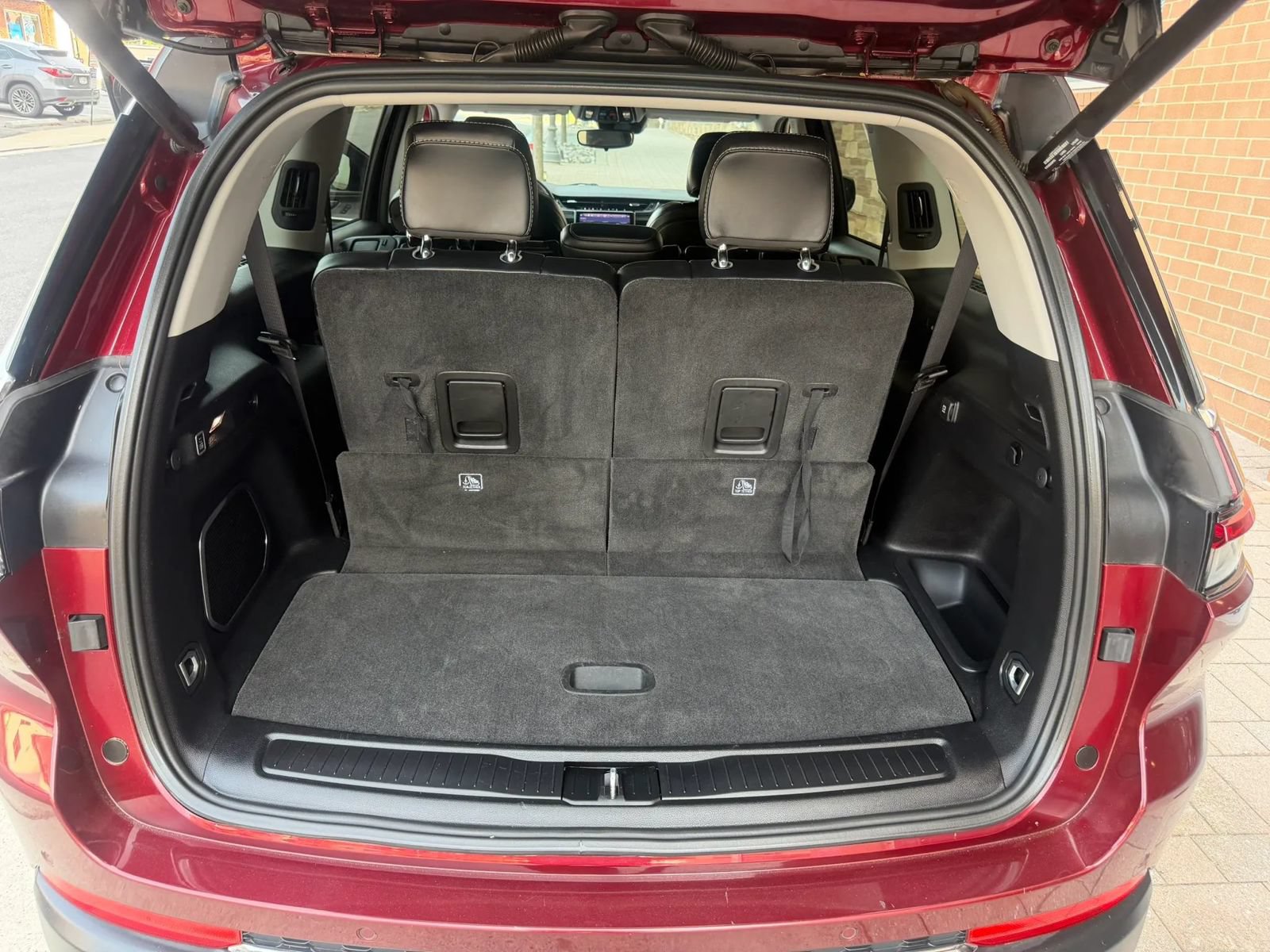 Used 2021 Jeep Grand Cherokee L Limited AWD/4WD image 18