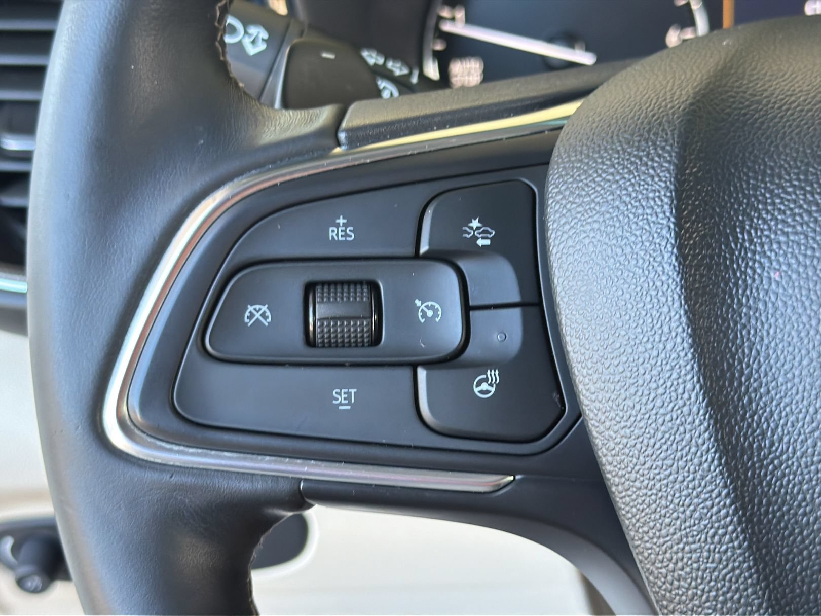 Used 2022 Buick Envision Preferred FWD image 22
