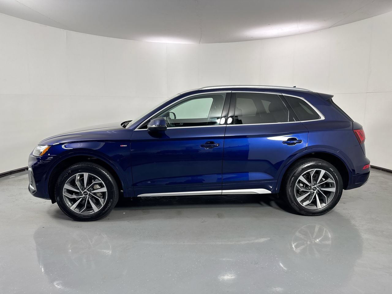 Used 2023 Audi Q5 2.0T Premium Plus w/ Premium Plus Package AWD/4WD video 2