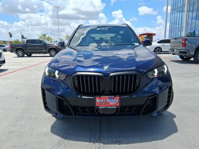 New 2026 BMW X5 sDrive40i w/ M Sport Package RWD image 2