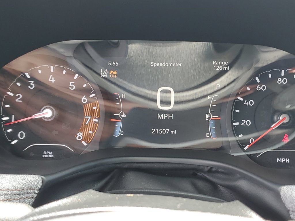 Used 2024 Jeep Compass Latitude w/ Sun and Sound Group AWD/4WD image 25