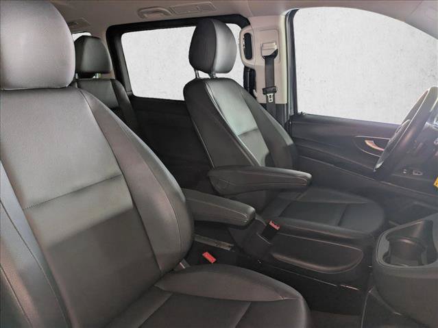 Used 2023 Mercedes-Benz Metris Passenger image 21