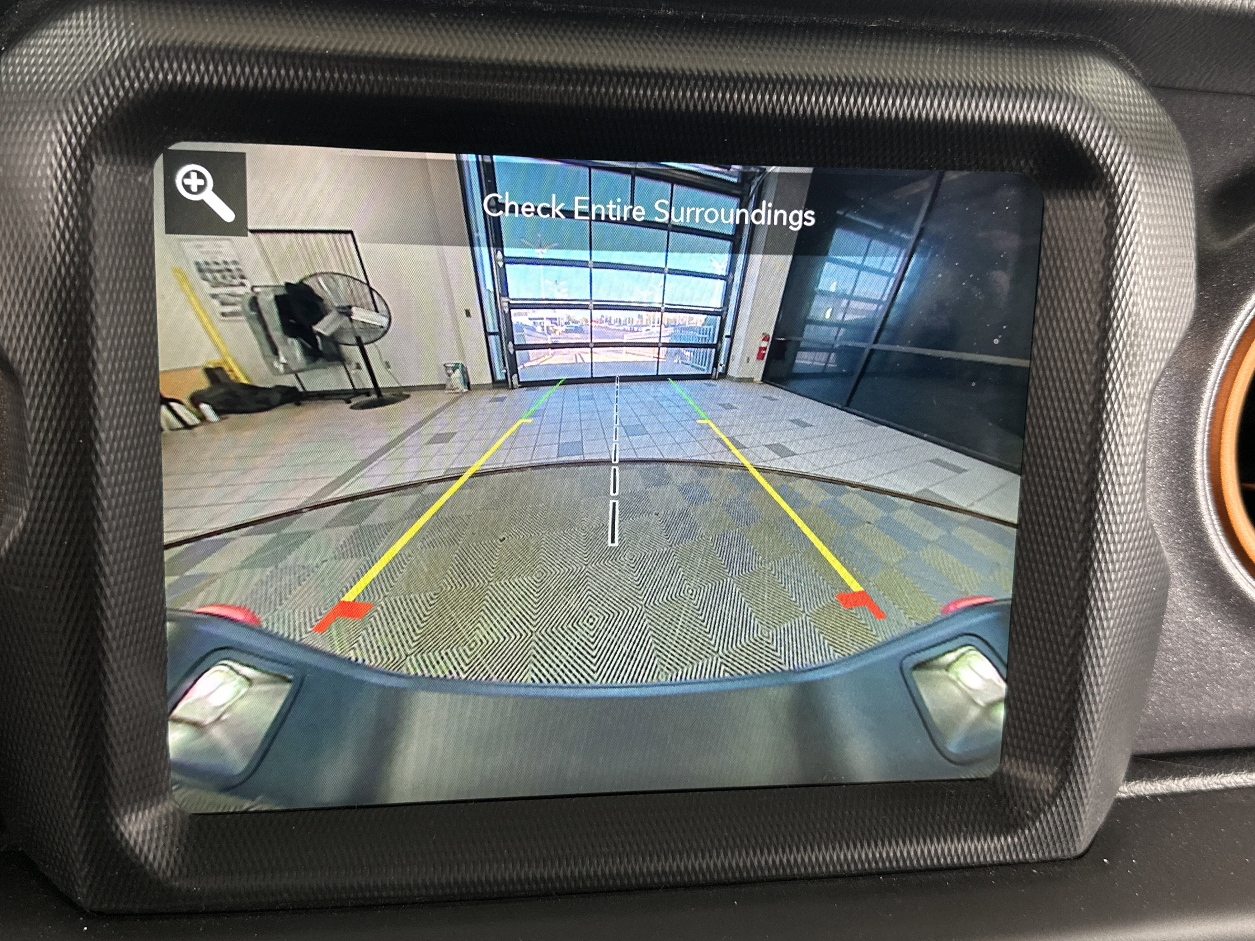 Used 2023 Jeep Gladiator Mojave w/ Cold Weather Group image 24