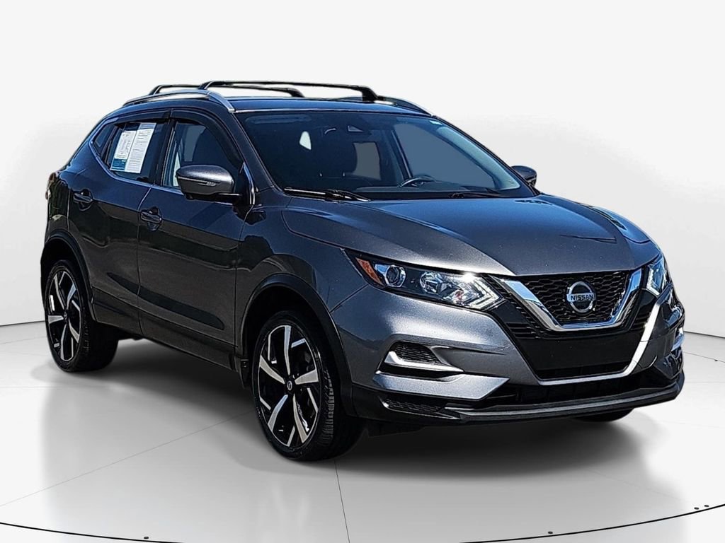 Used 2021 Nissan Rogue Sport SL FWD image 3