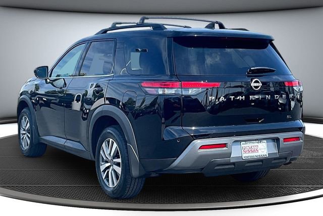 New 2026 Nissan Pathfinder SL FWD image 3