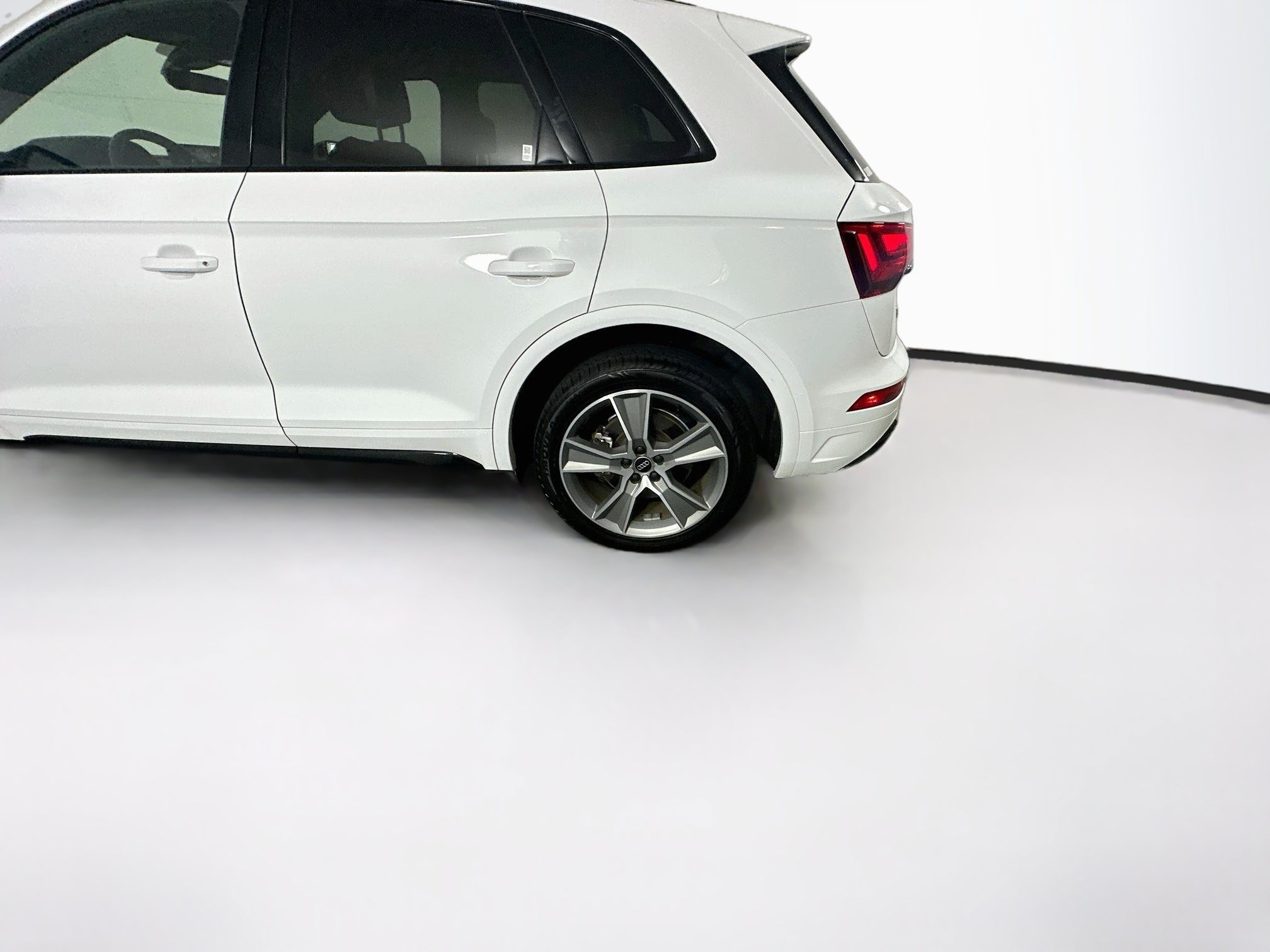Used 2025 Audi Q5 2.0T Premium AWD/4WD image 11