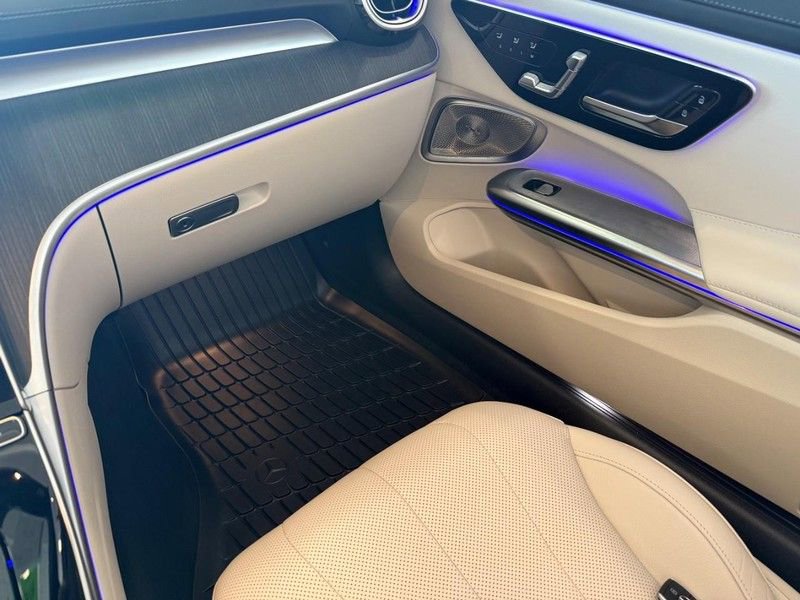 New 2026 Mercedes-Benz CLE 300 4MATIC Cabriolet image 8