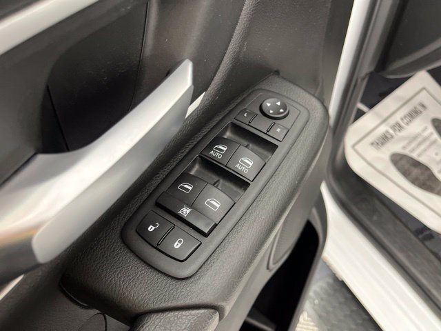 Used 2023 RAM 1500 Big Horn AWD/4WD image 36