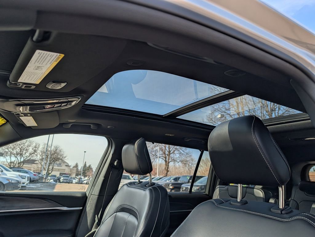 Used 2024 Jeep Grand Cherokee L Limited w/ Luxury Tech Group II image 22