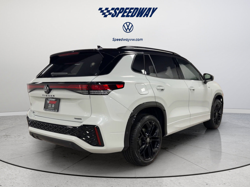 New 2026 Volkswagen Tiguan SE R-Line AWD/4WD image 6