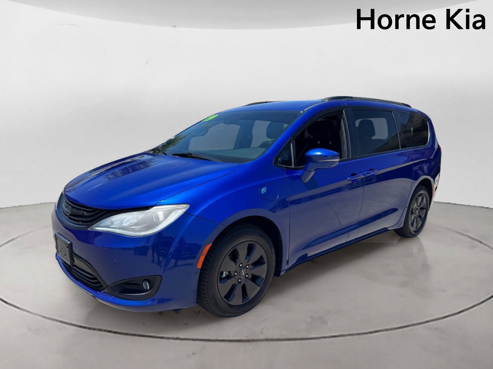 Used 2019 Chrysler Pacifica Limited w/ Advanced Safetytec Group FWD image 7