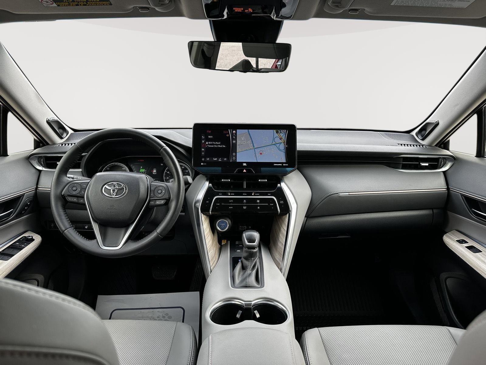 Used 2021 Toyota Venza Limited AWD/4WD image 22