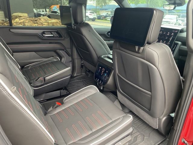Used 2025 GMC Yukon XL AT4 Ultimate AWD/4WD image 38