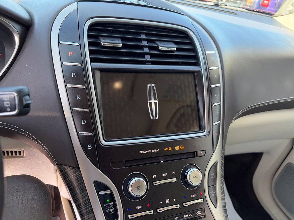 Used 2019 Lincoln Nautilus Black Label AWD/4WD image 34