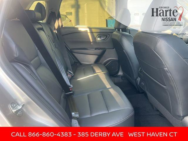 Certified 2025 Nissan Rogue SL image 18