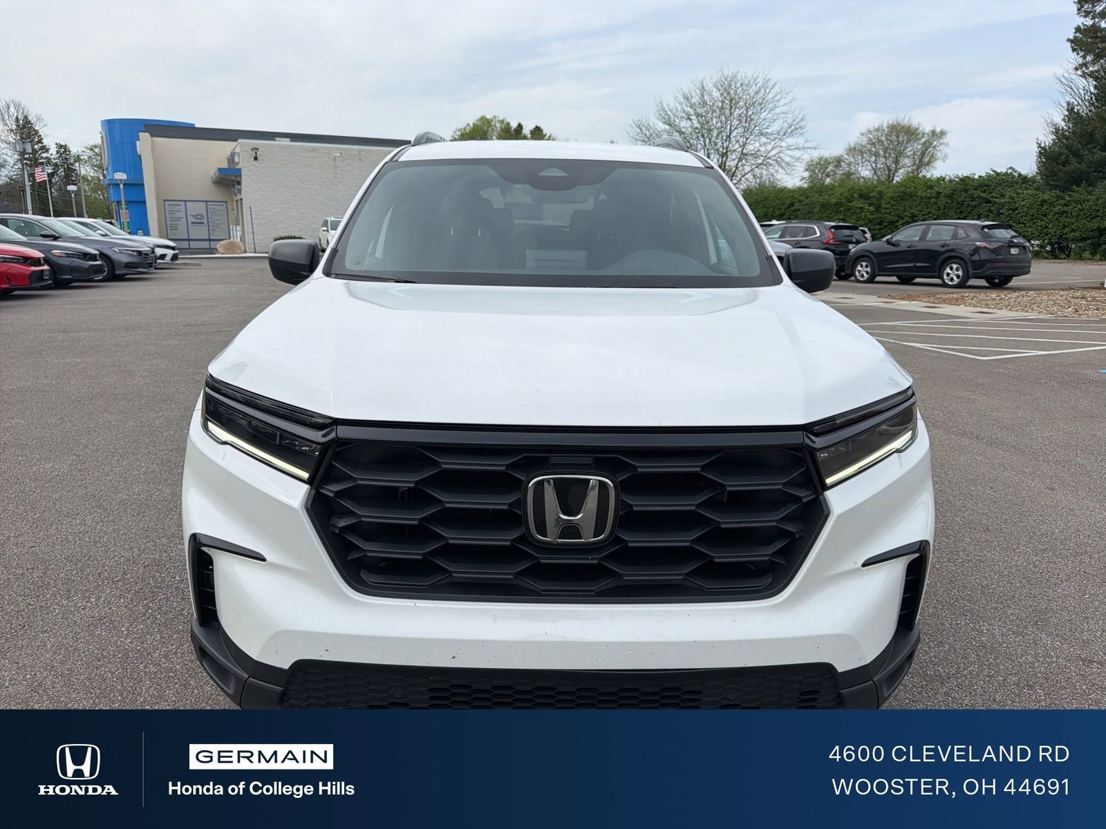 Used 2023 Honda Pilot Sport image 2