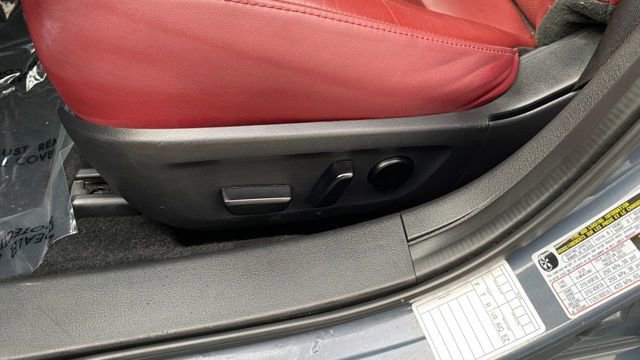 Used 2024 MAZDA MAZDA3 s image 12