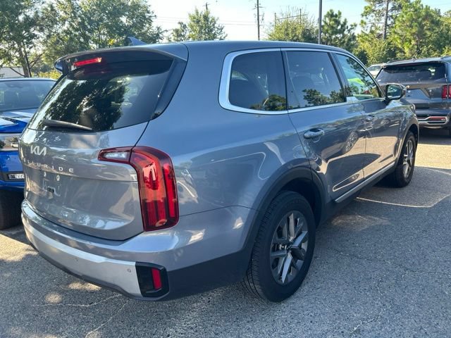 Used 2024 Kia Telluride LX FWD image 3