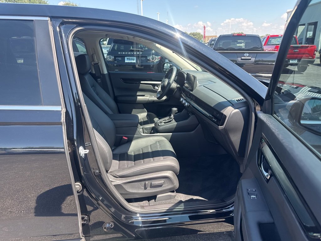 Used 2025 Honda CR-V EX-L image 18
