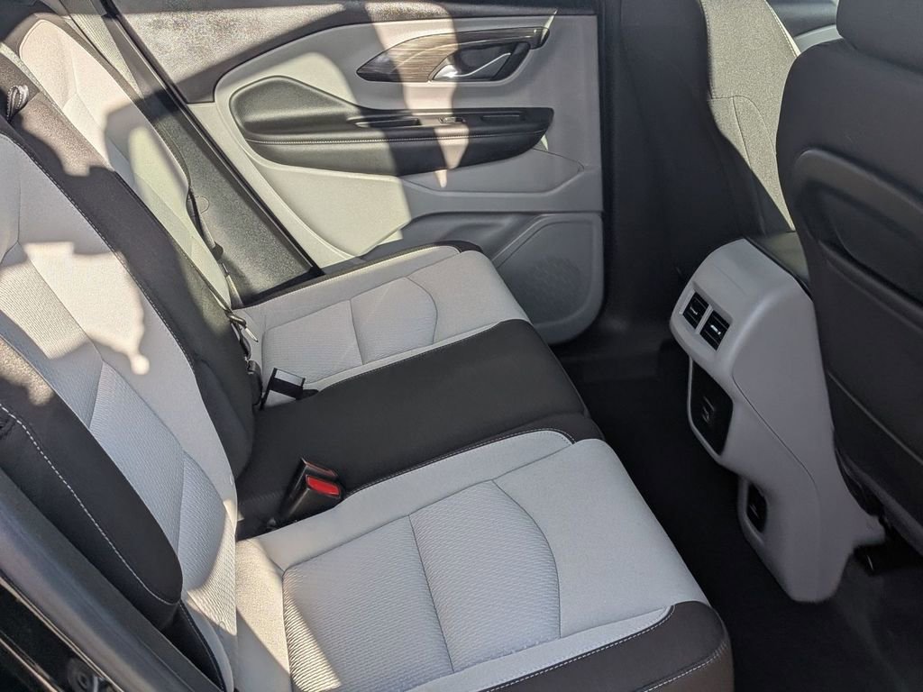 Used 2023 GMC Terrain SLE w/ Driver Convenience Package image 31
