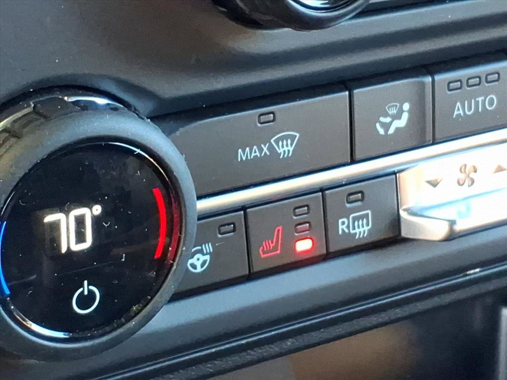 Used 2023 Ford Bronco Outer Banks image 3