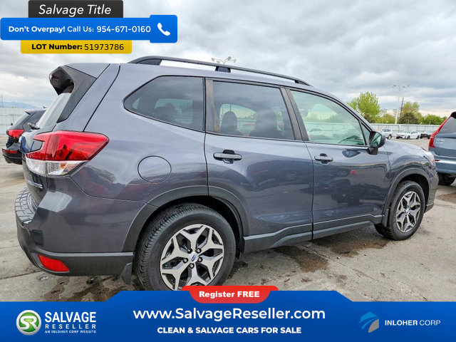 Used 2020 Subaru Forester Premium AWD/4WD image 4