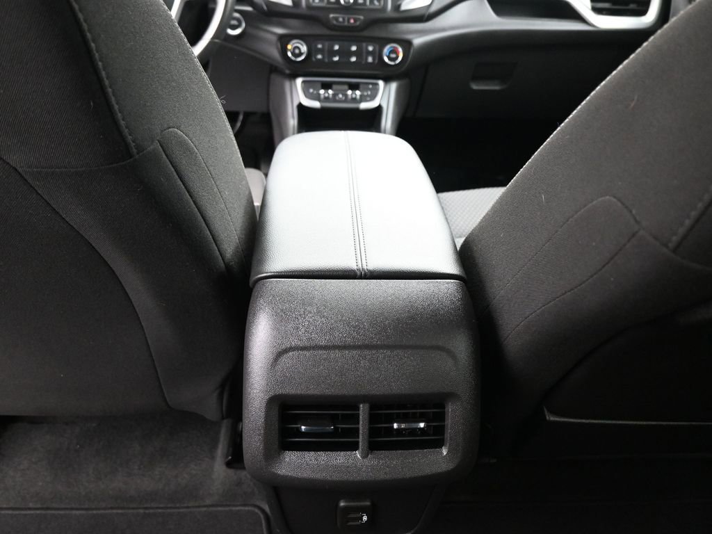 Certified 2024 GMC Terrain SLE image 19