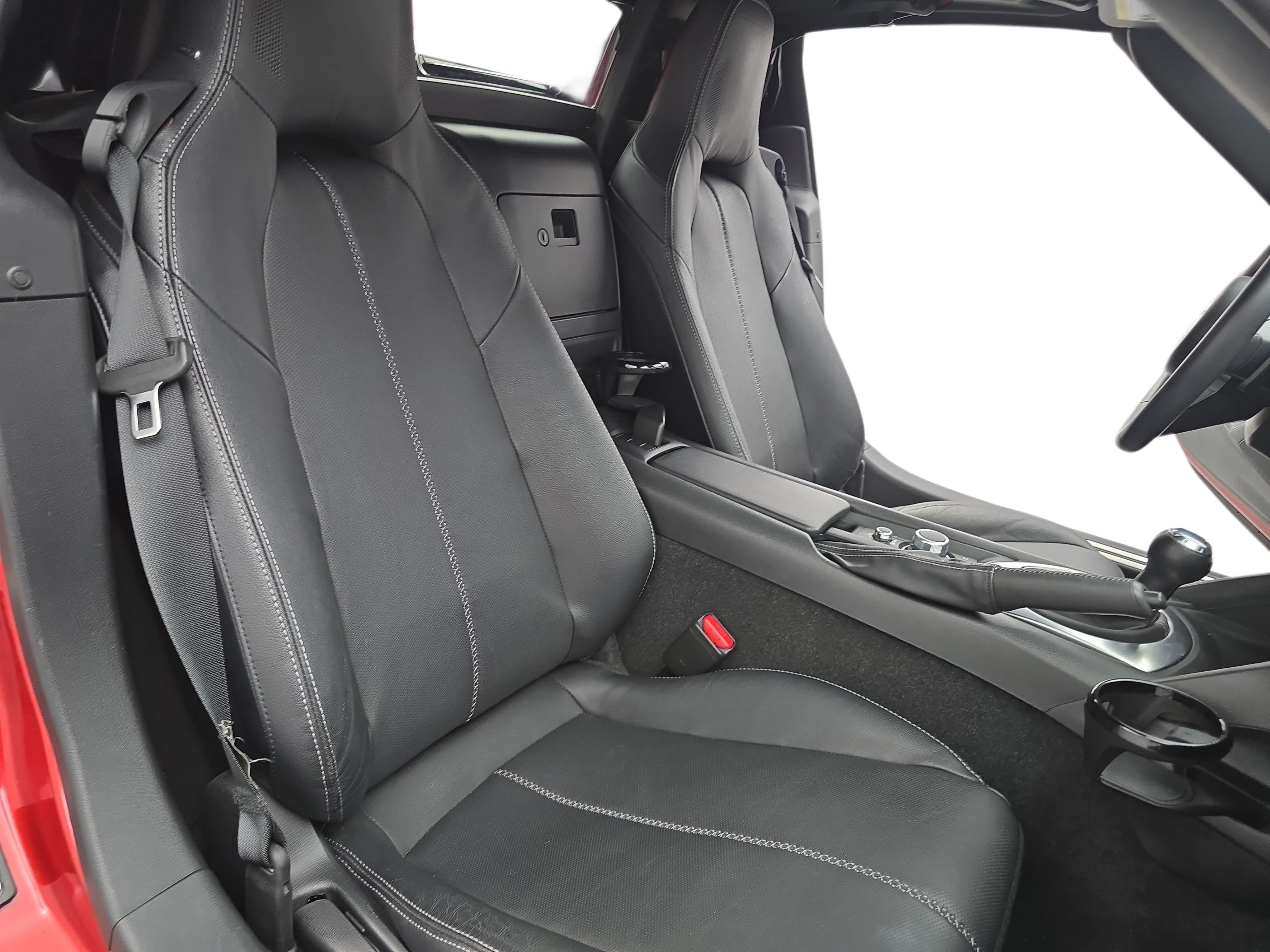 Used 2023 MAZDA MX-5 Miata Grand Touring RWD image 11
