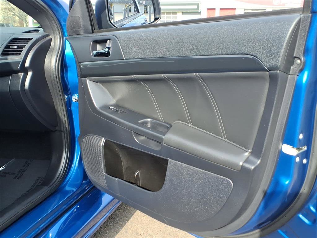 Used 2015 Mitsubishi Lancer Evolution Final Edition image 12