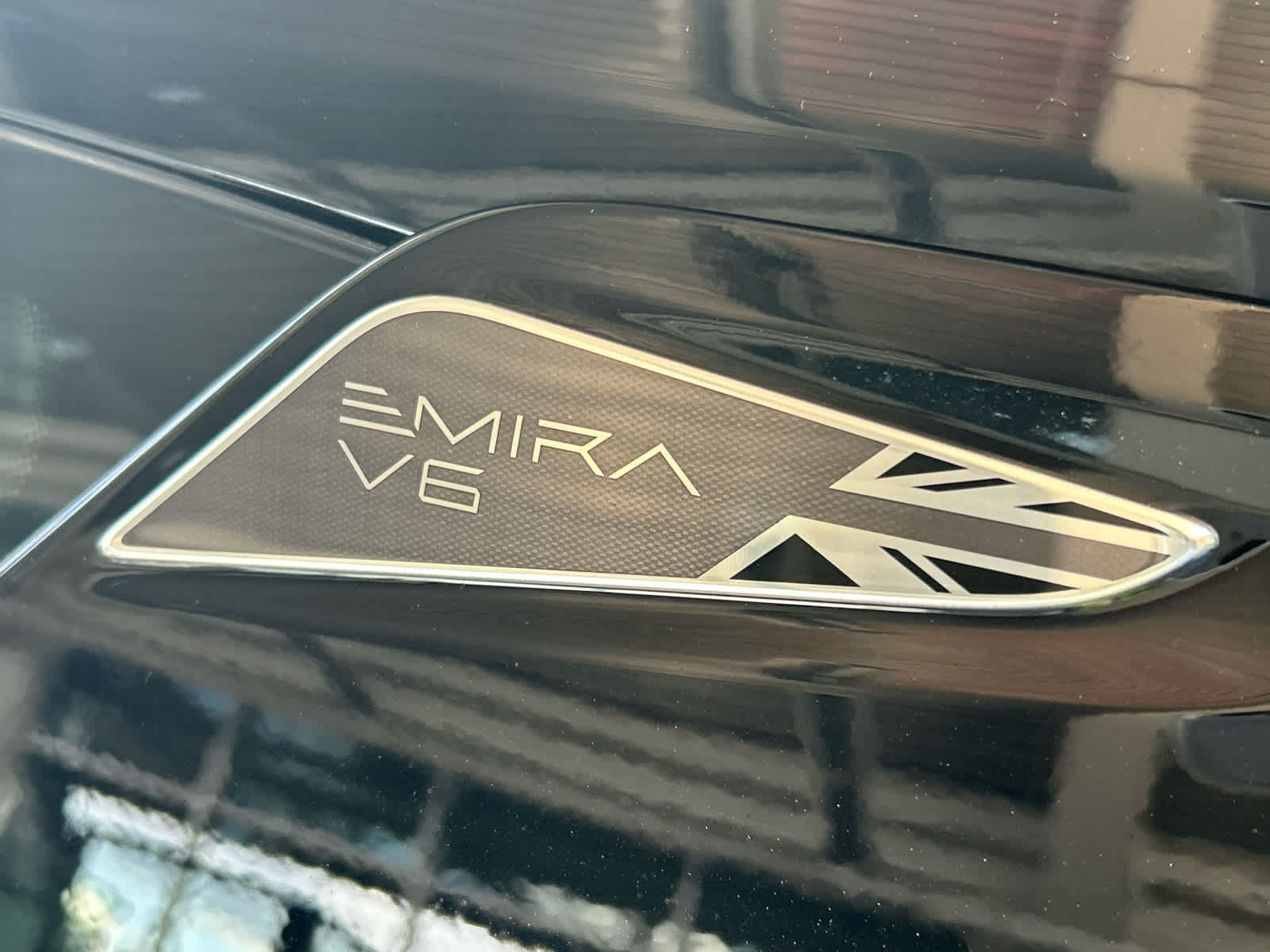 Used 2025 Lotus Emira RWD image 21
