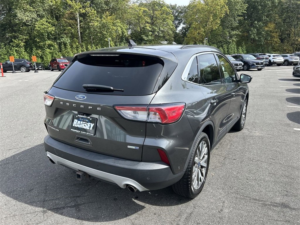 Used 2020 Ford Escape Titanium image 8