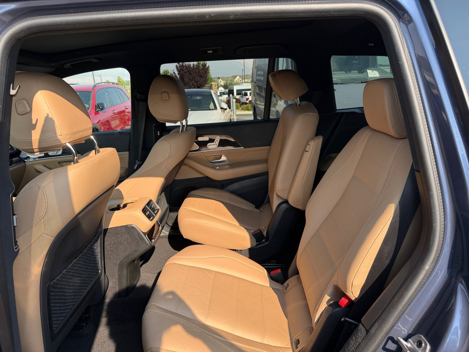 Used 2024 Mercedes-Benz GLS 450 4MATIC image 17