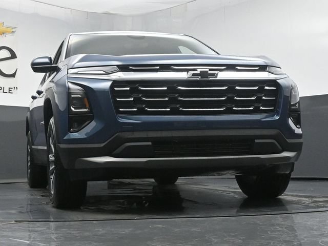New 2026 Chevrolet Equinox LT w/ Safety and Technology Package FWD image 3