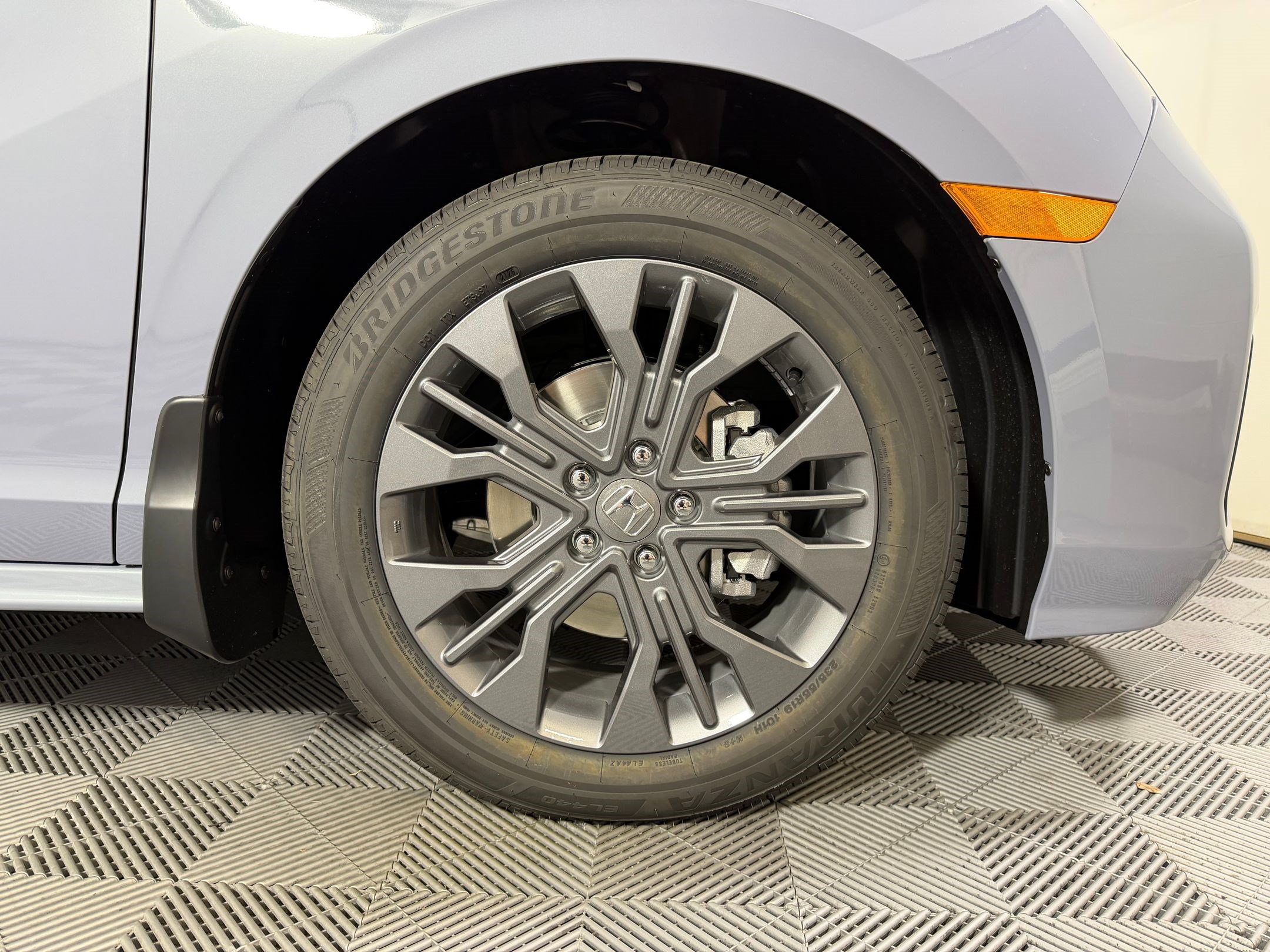 New 2027 Honda Odyssey Touring image 10